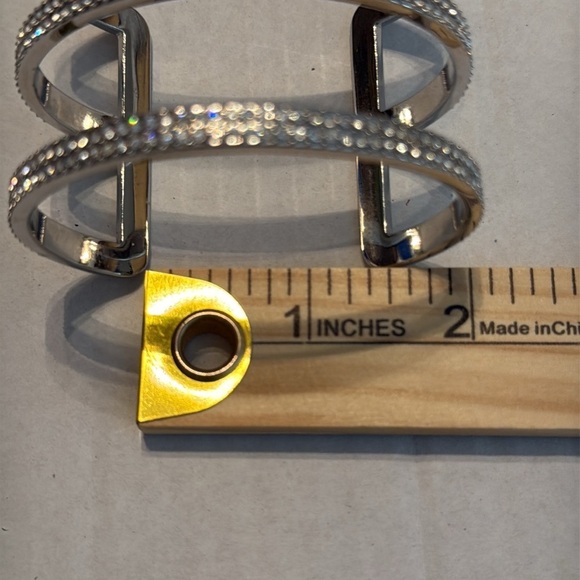 Vince Camuto Silver 3-Row Pave Cuff Bracelet One Size - Picture 8 of 9